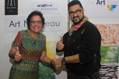 Margaret Grainger und Dashmeet Singh arbeiten Hand in Hand für die Wohltätigkeit.