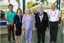 Dr. Eva Hager (Mitte) mit (von links) Siromet Akarapongpanitch, Radchada Chomjinda, Rodney Charman und