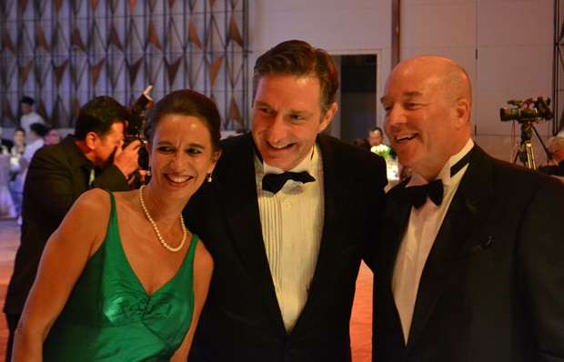 Gleich drei Exzellenzen auf einem Bild: (von links) die Schweizer Botschafterin Christine Schraner-Burgener, Österreichs Botschafter Mag. Enno Drofenik und der deutsche Botschafter Rolf Schulze. 