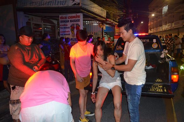 Die betrunkene Fahrerin Chuthikarn Sudchantuk wurde bei dem Unfall erheblich verletzt. Die betrunkene Fahrerin Chuthikarn Sudchantuk wurde bei dem Unfall erheblich verletzt.