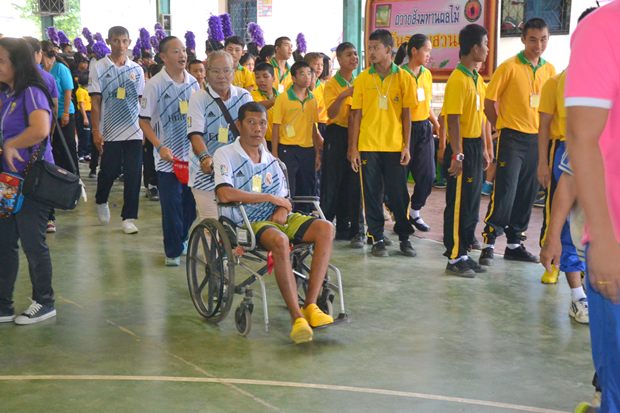 365 behinderte Kinder aus 16 Schulen in Ostthailand nehmen an den BEwerben teil. 