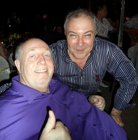 Immer fröhlich ist Reiner „Calli“ Calmund (links. Hier mit Generalmanager Rene Pisters. Immer fröhlich ist Reiner „Calli“ Calmund (links. Hier mit Generalmanager Rene Pisters.