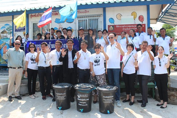 Die Baan Nernrotfai Gemeinschaft wurde überragender Sieger mit Hilfe vom Hilton Pattaya Community with their fertilizers created from food waste. Die Baan Nernrotfai Gemeinschaft wurde überragender Sieger mit Hilfe vom Hilton Pattaya Community with their fertilizers created from food waste.