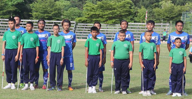 Blinde Schüler sind die neuen Maskottchen vom Pattaya City FC. 