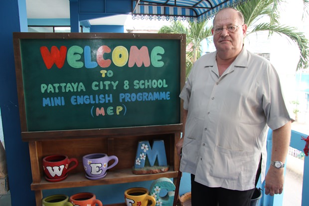 In der Pattaya Schule 8 unterrichten auch ausländische Lehrer. 