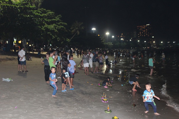 Der Pattaya Strand war halbleer in diesem Jahr. 