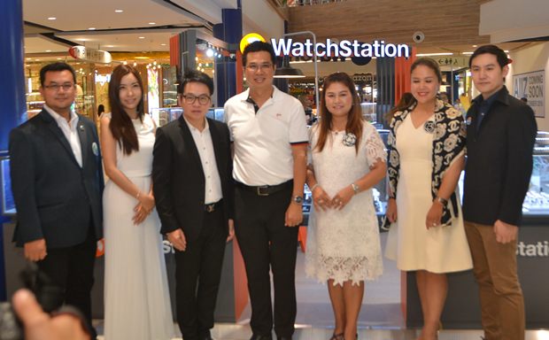 Ex-Stadtrat Rattanachai Sutidechanai war einer der ersten Besucher. Ex-Stadtrat Rattanachai Sutidechanai war einer der ersten Besucher.