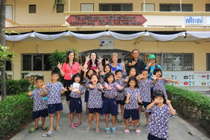 Vater Ray’s Familie besucht Pattaya Orphanage, Drop-In Center und CPDC