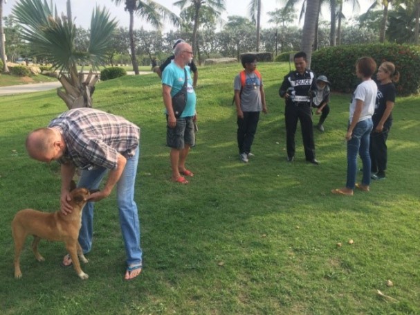Einwohner beschweren sich über Hundefresser aus Kambodscha 2