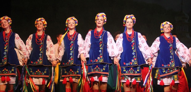 Traditioneller Tanz aus der Ukraine.