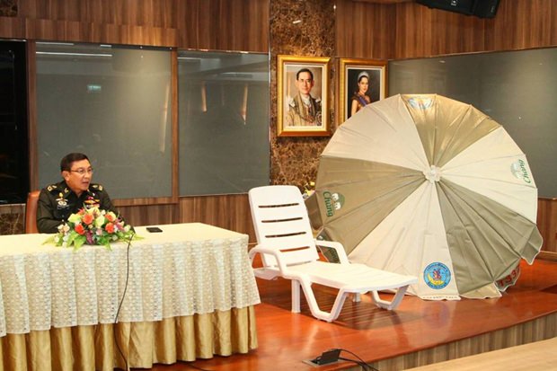 Generalmajor Popanan Luangpanuwat hatte den vorsitz be idem Treffen. Generalmajor Popanan Luangpanuwat hatte den vorsitz be idem Treffen.