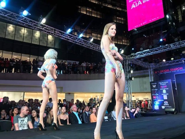 Die Models zeigen was sie können.