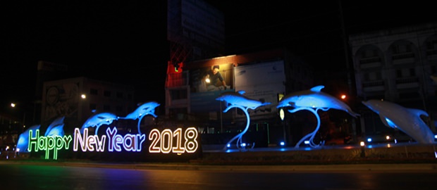 Alle Haupt- aber auch Nebenstraßen Pattayas sind weihnachtlich dekoriert.