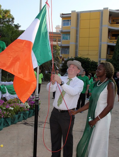 Am Ende des Tages wird die irische Flagge abgenommen. 
