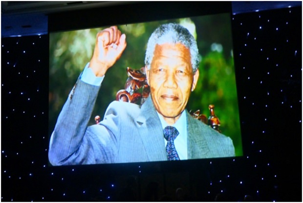 Sein 100. Geburtstag wurde gefeiert: Nelson Mandela. 