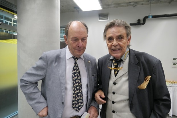 Axel Brauer mit Gastprofessor Winfried Worath.
