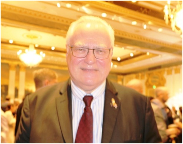 Georg Wolff, der Präsident des Rotary Clubs D.A.C.H. Bangkok, nun auch Vizepräsident der EABC, ist hier beim Fest zur Deutschen Einheit 2019 in Bangkok. 