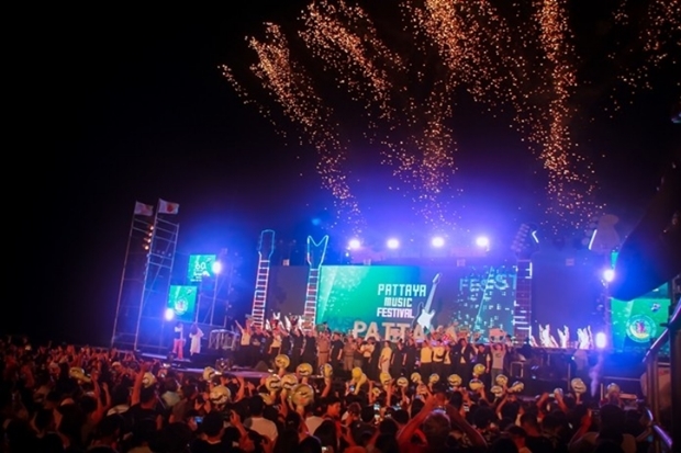 Der Tourismus soll durch das Pattaya Music Festival, Pattaya International Fireworks,und den Pattaya Countdown wiederbelebt werden. 