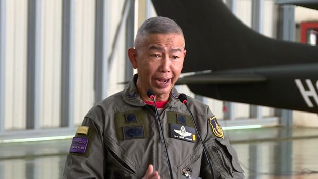 Thai Arme Chef General Apirat Kongsompong.