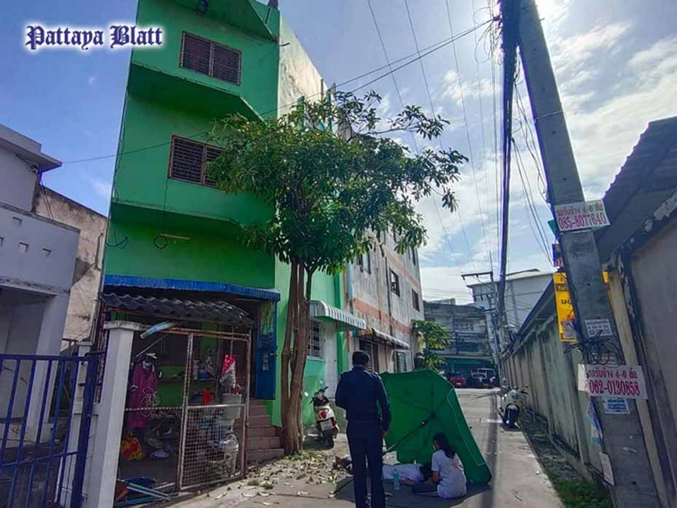 (Pattaya News 5) Jul 29 06 Ill-fated Pattaya man survives 4-storey building plunge pic 1