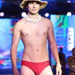 (Pattaya News 2) Pattaya bikini models burn the catwalk pic 12 copy